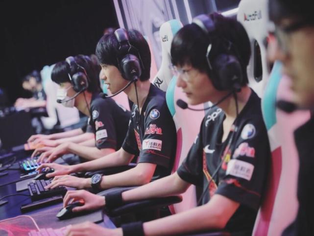 比赛最后一 比赛最后一